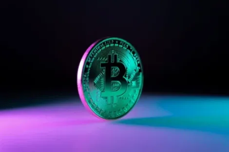 不丹比特币转账引发抛售担忧，BTC突破6.2万美元