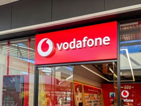 Vodafone股价飙升12%，Xavier Niel斥资59.5亿美元收购巨额股份