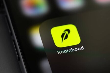 Robinhood (HOOD) 股票：AI驱动的加密货币交易即将面向散户投资者