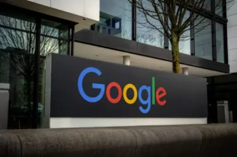 沃伦·巴菲特打破沉默，详解270亿美元Alphabet（GOOGL）投资策略