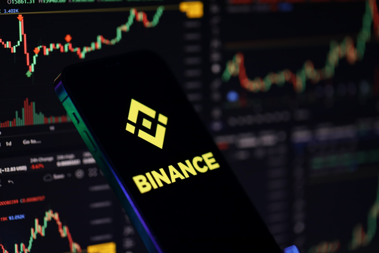 Why did Binance remove these six tokens on August 17?