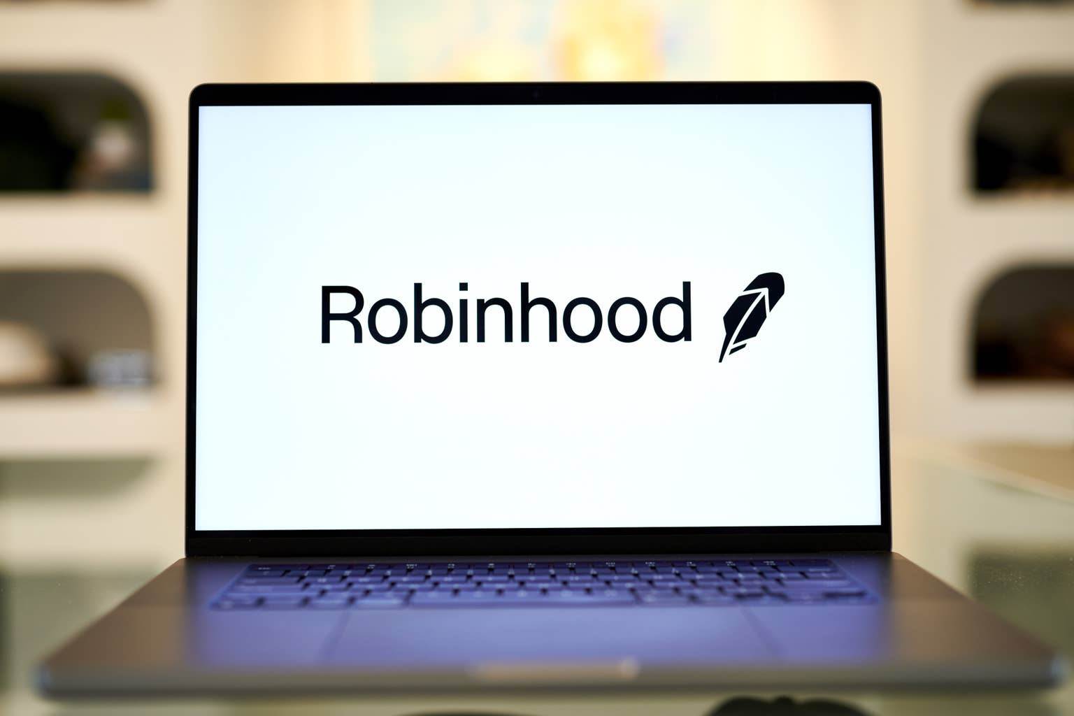 Meme币登录Robinhood后暴涨77%