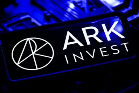 ARK Invest 减持 Shopify (SHOP) 和 Palantir (PLTR)，增持 Block (SQ)