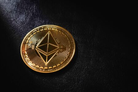 以太坊（ETH）势头增强，富达寻求SEC批准ETF质押