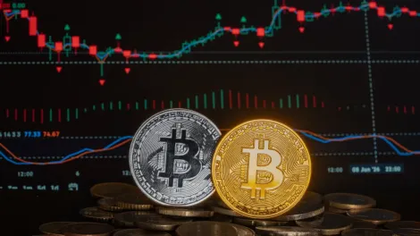 比特币“永不卖出”公司开始抛售，MSCI的倒计时也在滴答作响