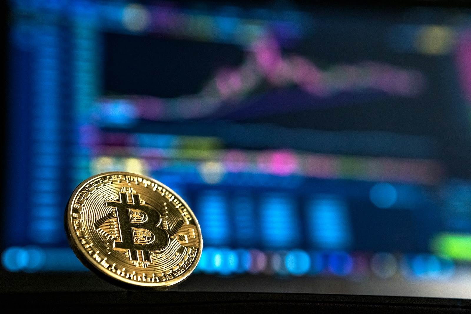 比特币跌破8万美元关口，强劲就业数据重燃美联储加息预期