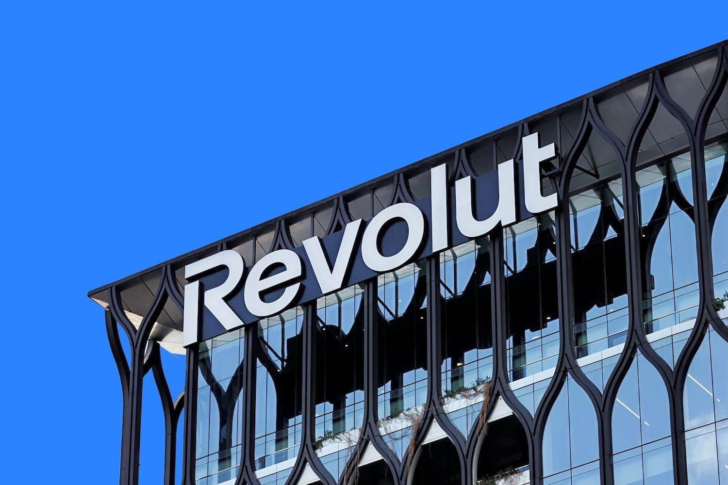 ZachXBT claims Revolut provided passport and Bitcoin data to fraudsters