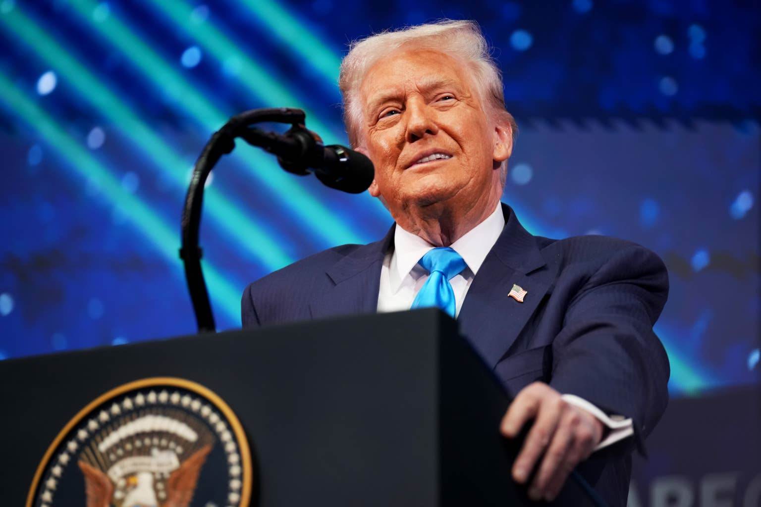 Trump and Musk invest heavily in midterms, as do cryptocurrencies