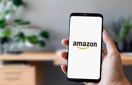 英伟达（NVDA）股票：亚马逊AI合作与强劲财报支撑反弹