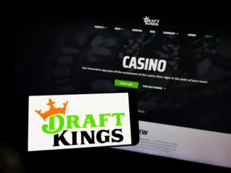 DraftKings (DKNG) shares plummet 35% in 2025 despite analysts giving bullish price targets