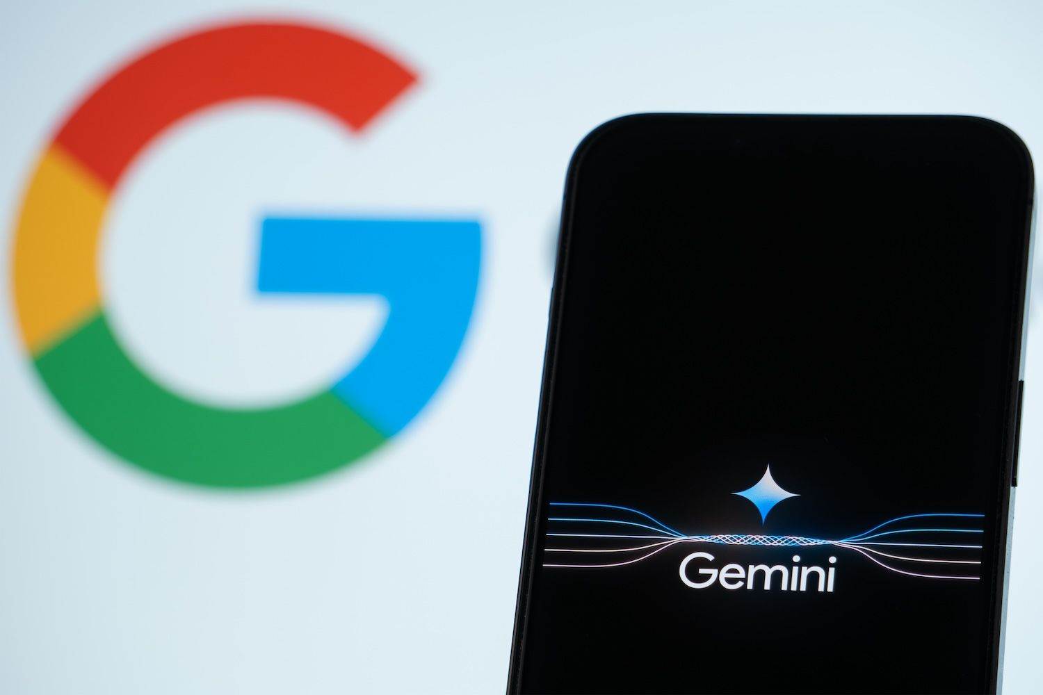 谷歌Gemini黑客攻击三家公司，实现首次已知自主入侵
