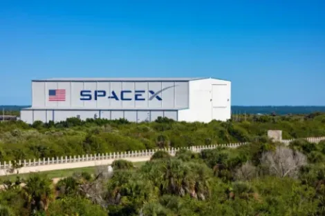 SpaceX（SPCX）股价上涨，合并传闻引发关注