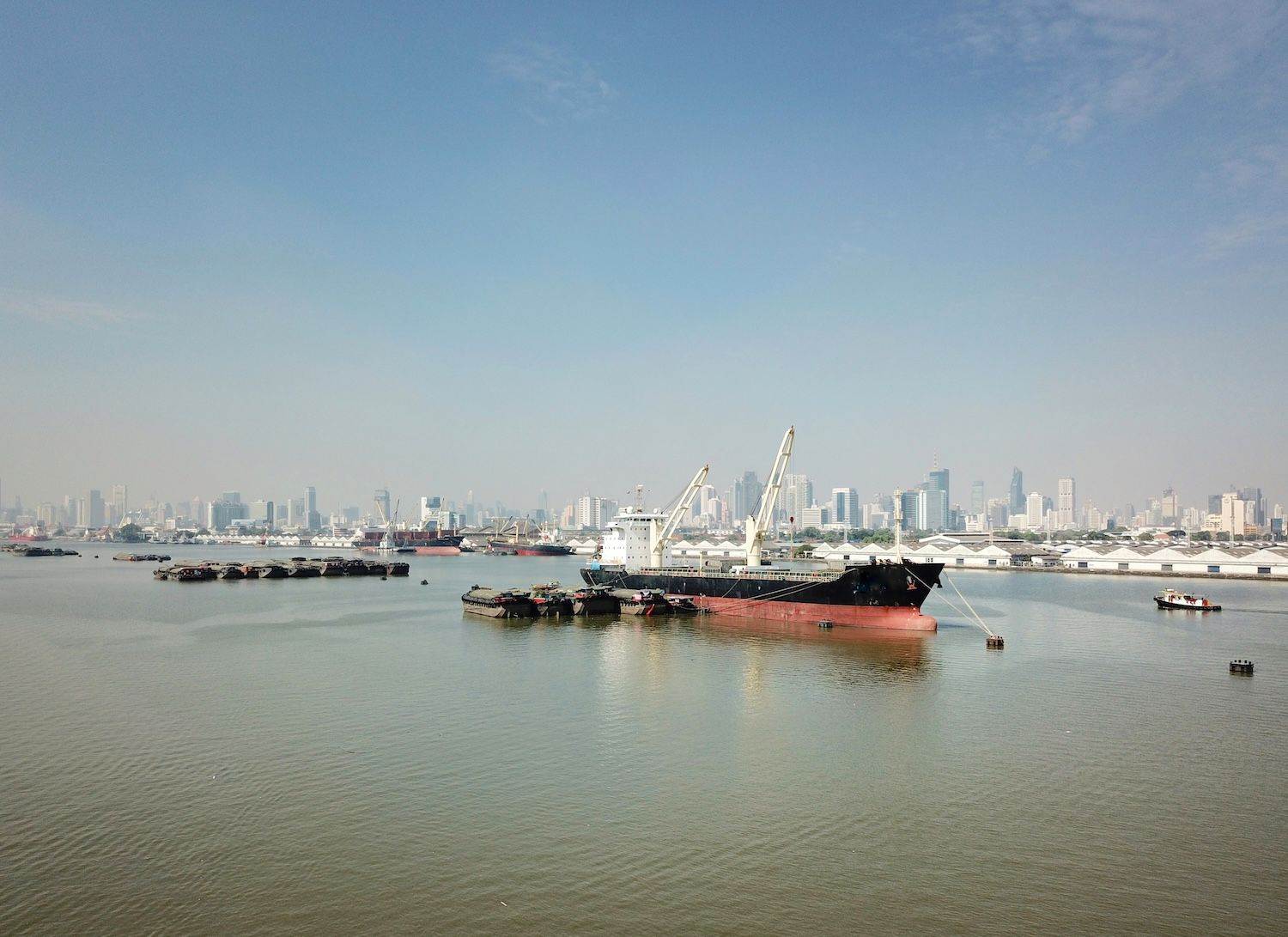 比特币上涨6%，伊朗提出7天后重新开放霍尔木兹海峡