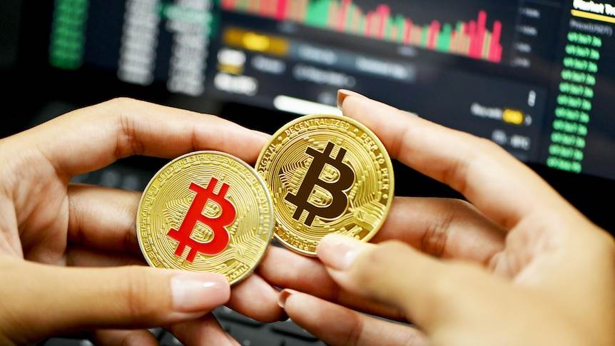 Bitcoin holders have locked up less than 23% of their BTC over the past six months.