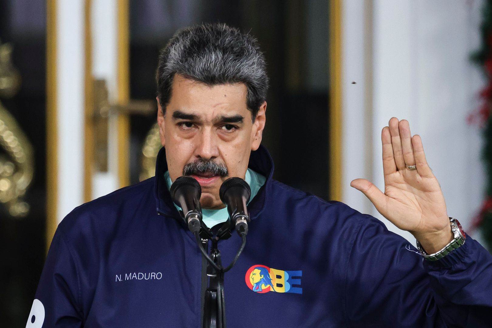 Bitcoin prices fell, but quickly recovered after Maduro was arrested in Venezuela.