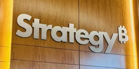 Strategy公司设立每日STRC股息，为10月投票做准备