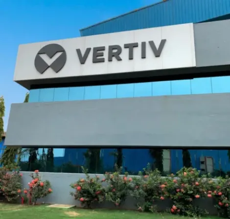 Vertiv Holdings Co (VRT) 股价飙升14%，第三季度营收激增61%，每股收益猛涨91%